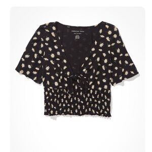 American Eagle AE Floral Smocked Tie Front T Shirt Medium NWT
